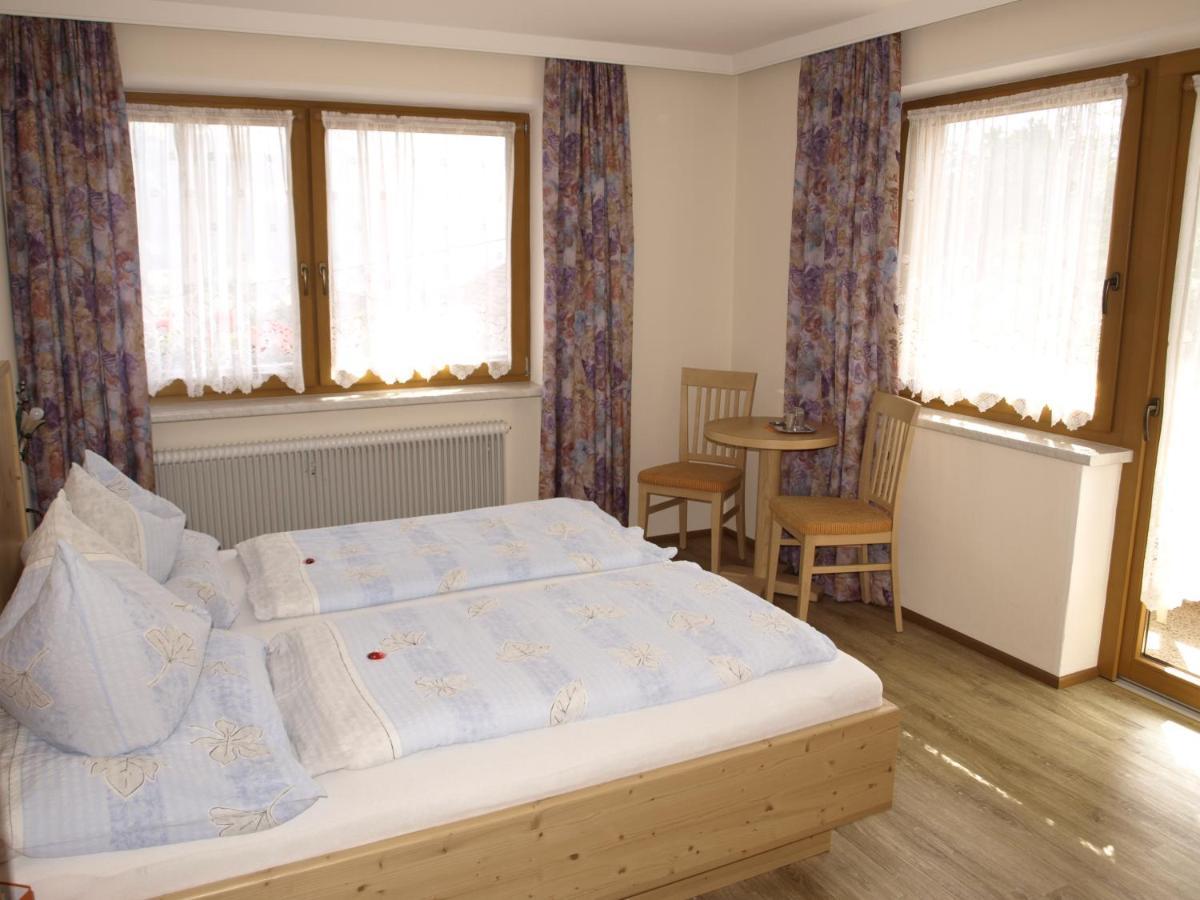 Haus Binder Hotel Ried im Zillertal Værelse billede