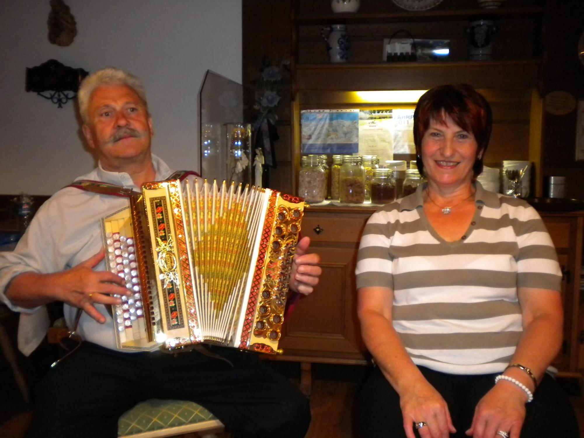 Haus Binder Hotel Ried im Zillertal Eksteriør billede
