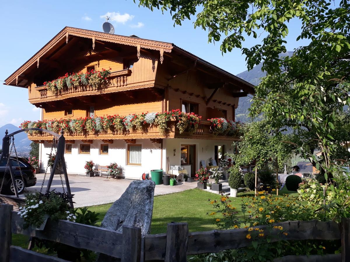 Haus Binder Hotel Ried im Zillertal Eksteriør billede